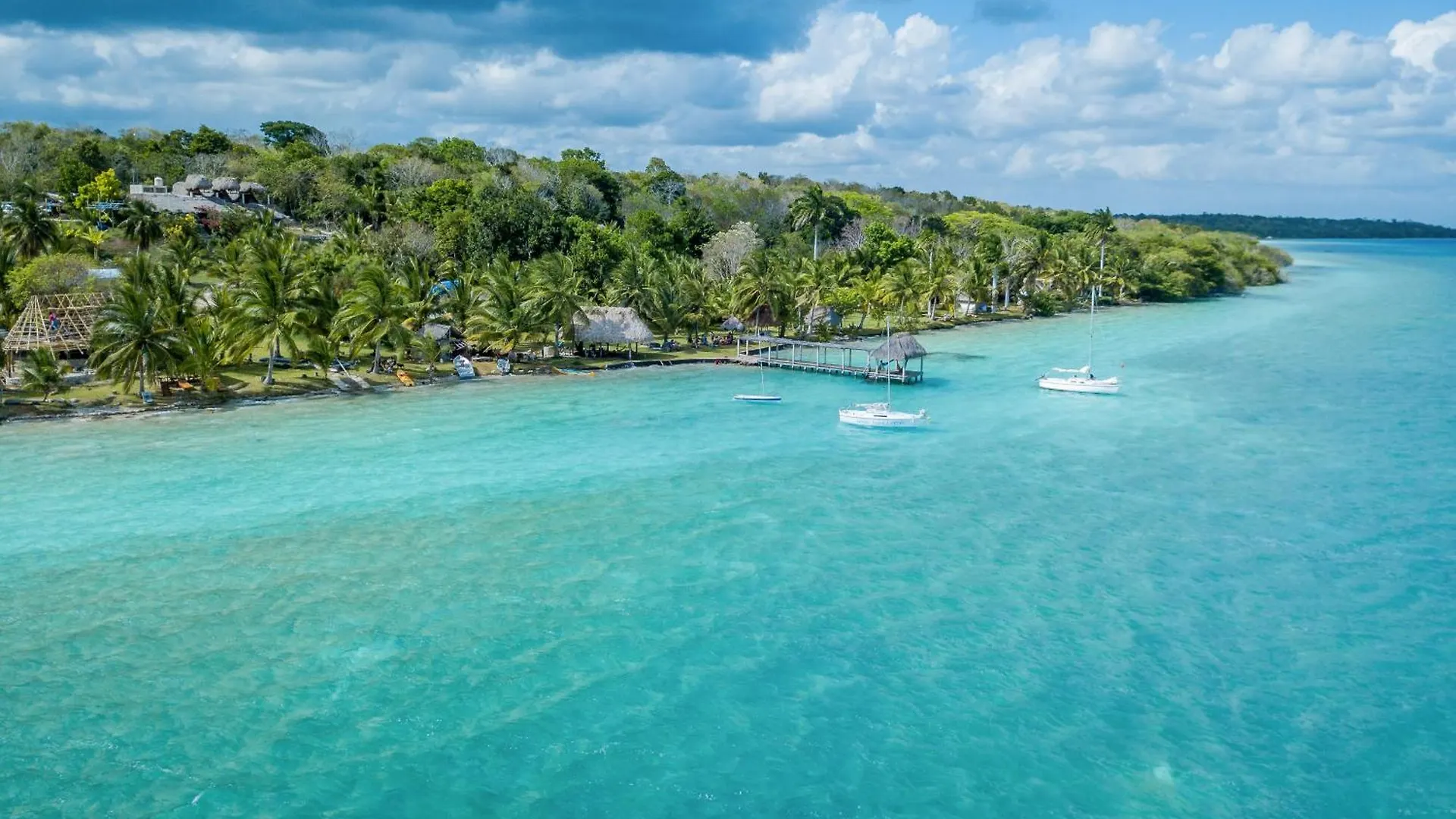 Aqua Viva, Pool, Ac, Internet, Beach Club Bacalar 0*,  Mexico