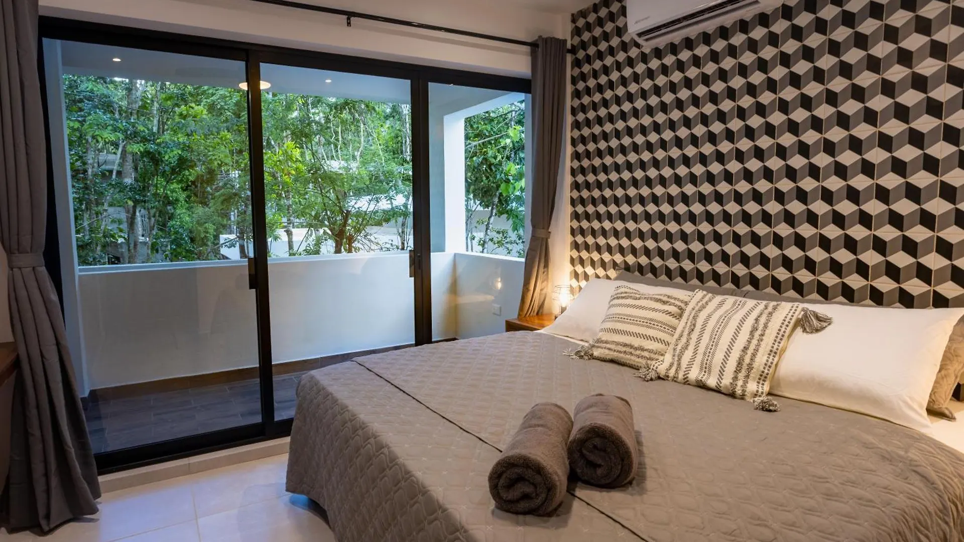 Aqua Viva, Pool, Ac, Internet, Beach Club Bacalar Mexico